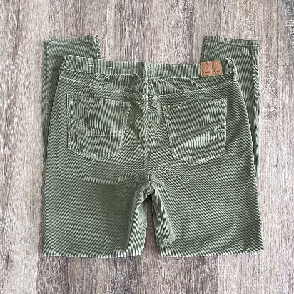 NWT American Eagle Stretch Green Corduroy High-Rise Jeggings - Size: 14 Long - Picture 7 of 7